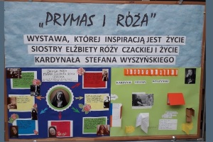 2021-10-12_wystawa_prymas_i_roza_06